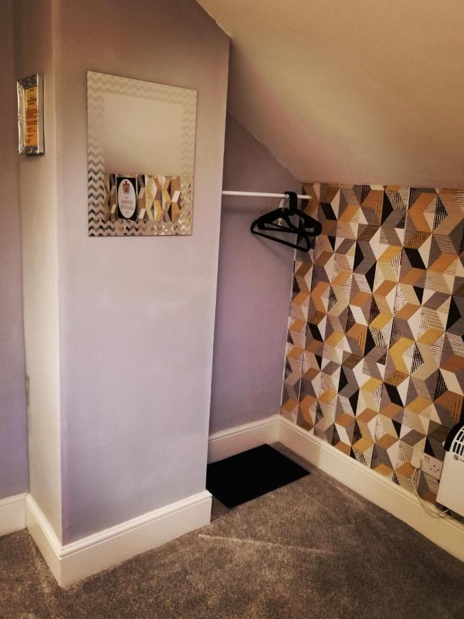 Mini Hotel Leeds Лийдс Екстериор снимка