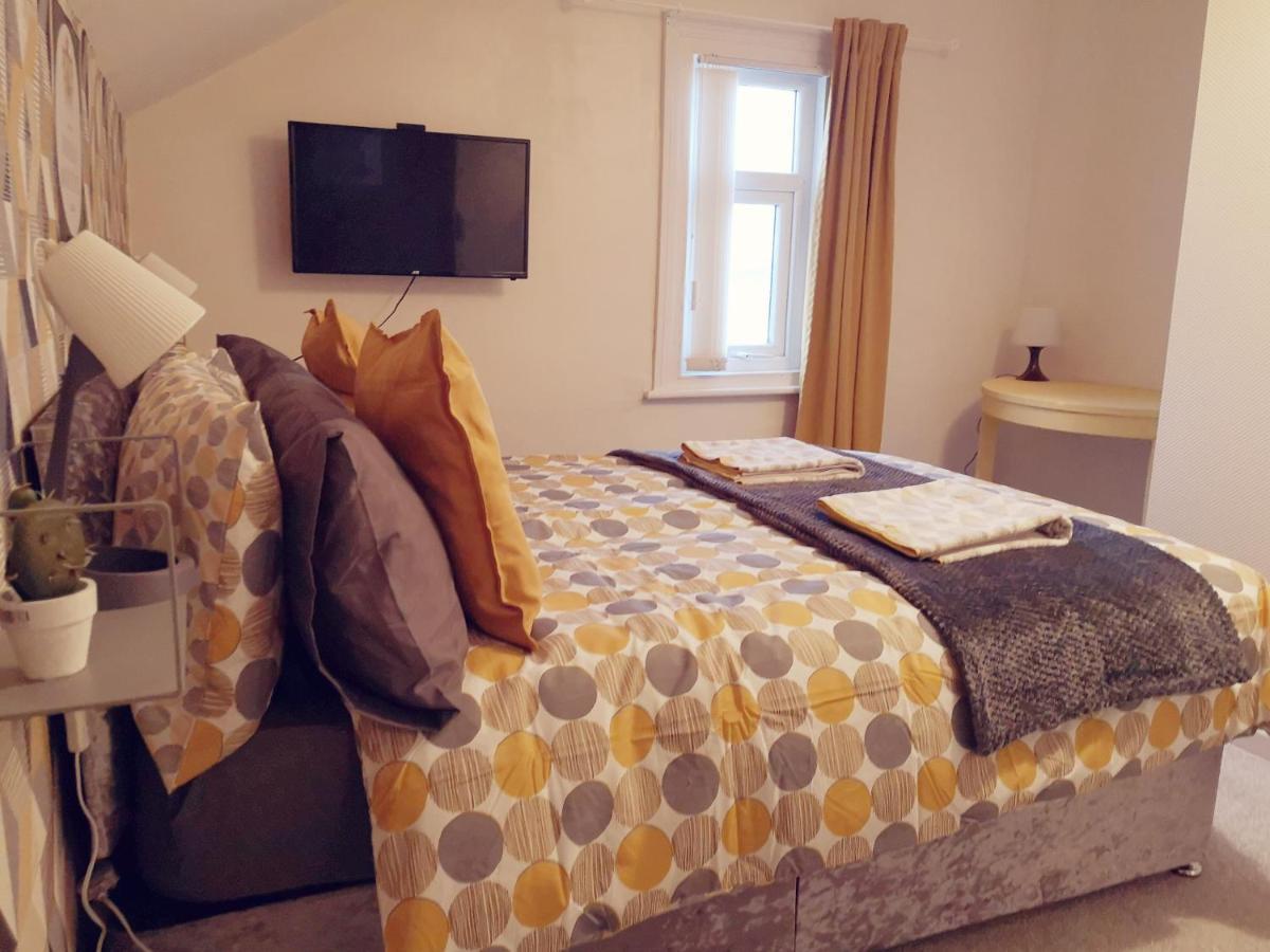 Mini Hotel Leeds Лийдс Екстериор снимка