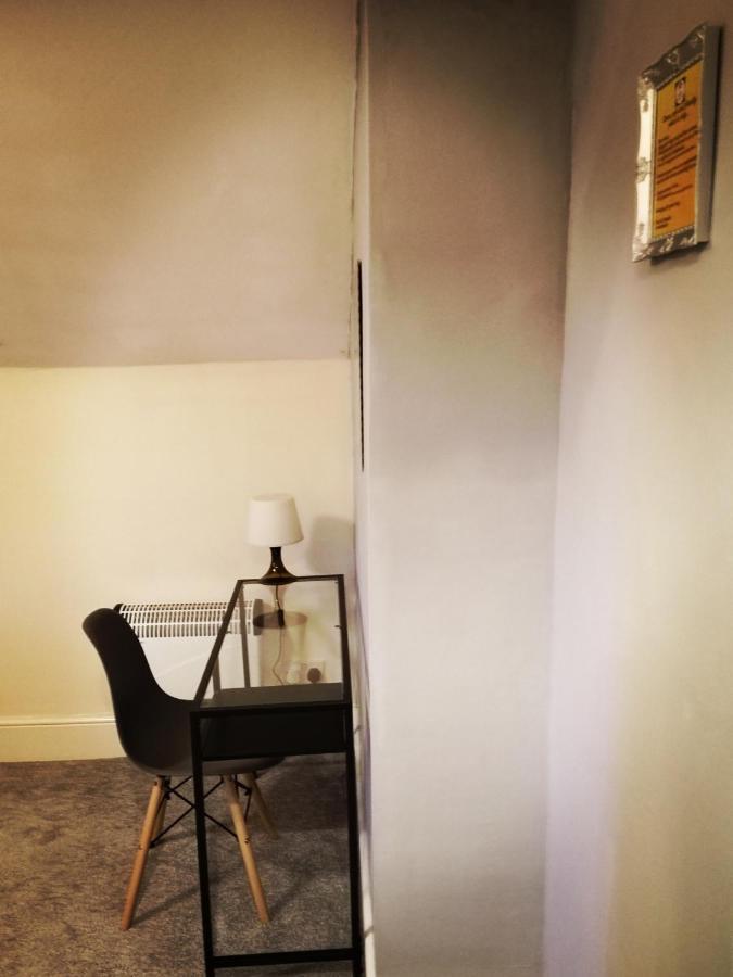 Mini Hotel Leeds Лийдс Екстериор снимка