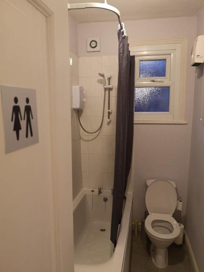 Mini Hotel Leeds Лийдс Екстериор снимка